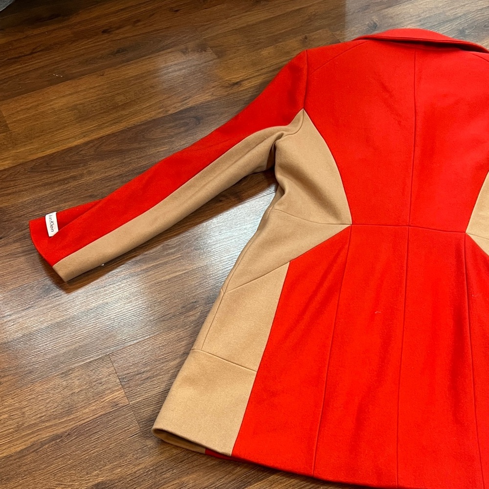 NWT - Calvin Klein Vibrant Red and Tan Trench Coat - Picture 11 of 12